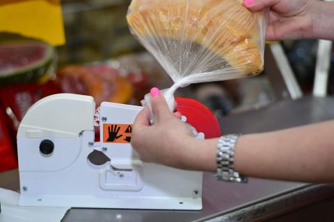 Mašinice za zatvaranje kesa